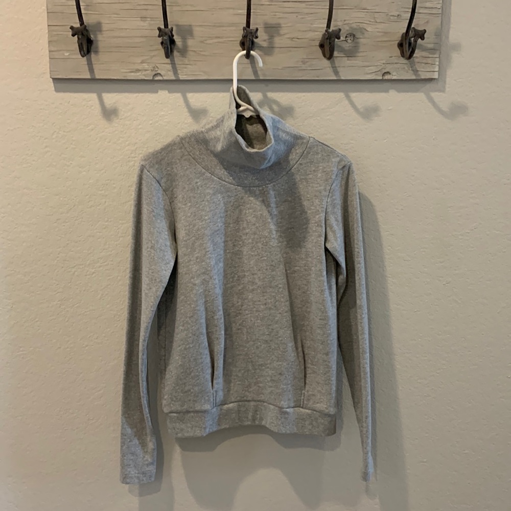 ALO YOGA Turtleneck Long Sleeve Sweatshirt Size XS Gray